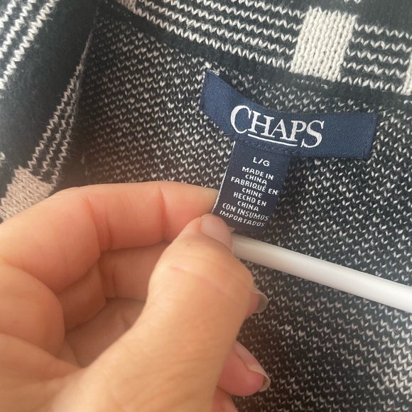 WOMENS CHAPS BLACK AND WHITE SWEATER JACKET SIZE LARGE - Picture 3 of 10